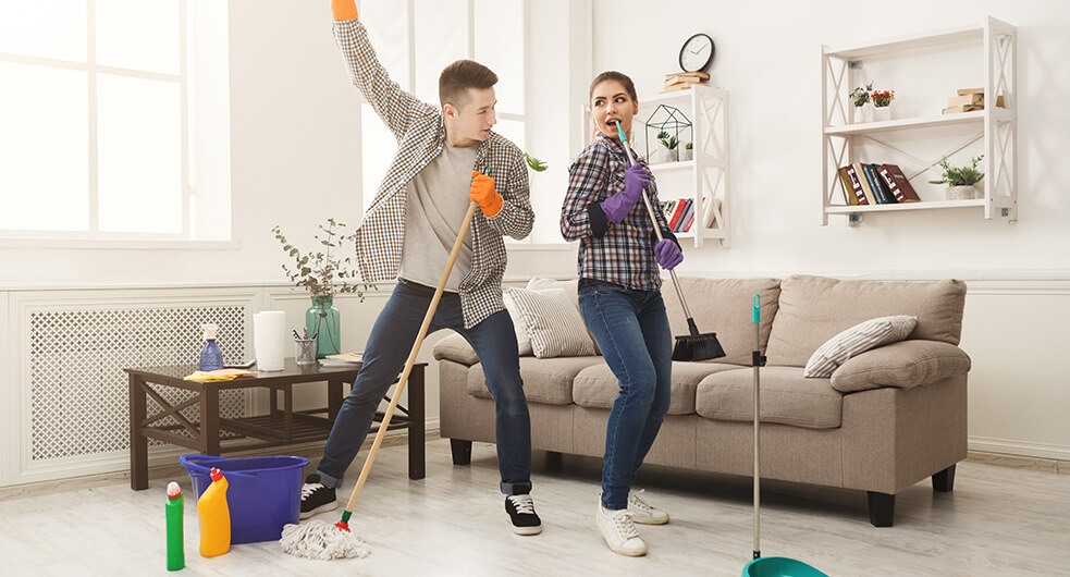 5 Reasons to Invest in Apartment Cleaning Services Chicago for a Healthier Home